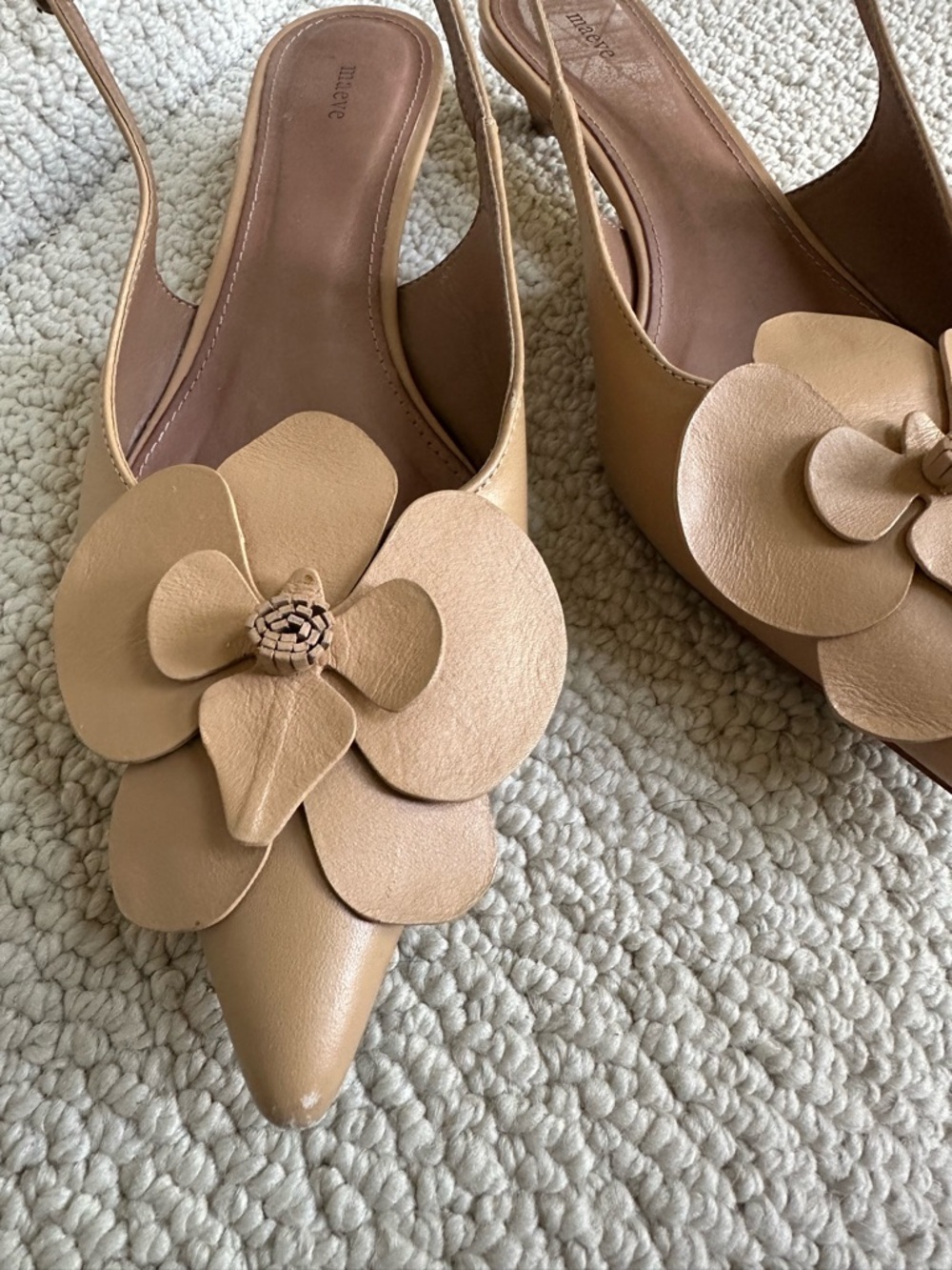 Anthropologie Maeve Women’s Tan Slingback Pointed-Toe Flats Shoes Flower Accent - Picture 16 of 16
